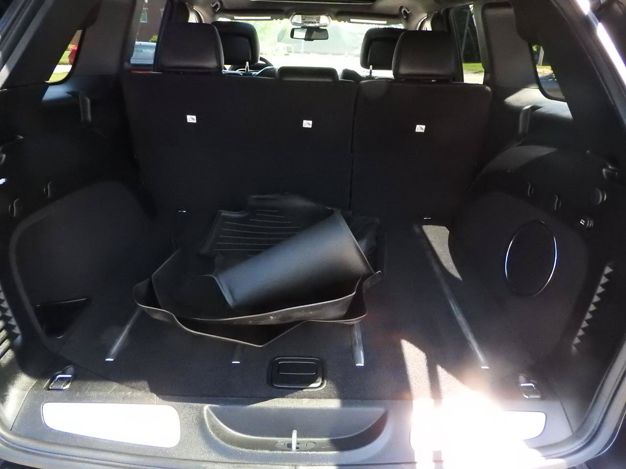 Used 2016 Jeep Grand Cherokee Limited w/ Luxury Group II AWD/4WD image 10