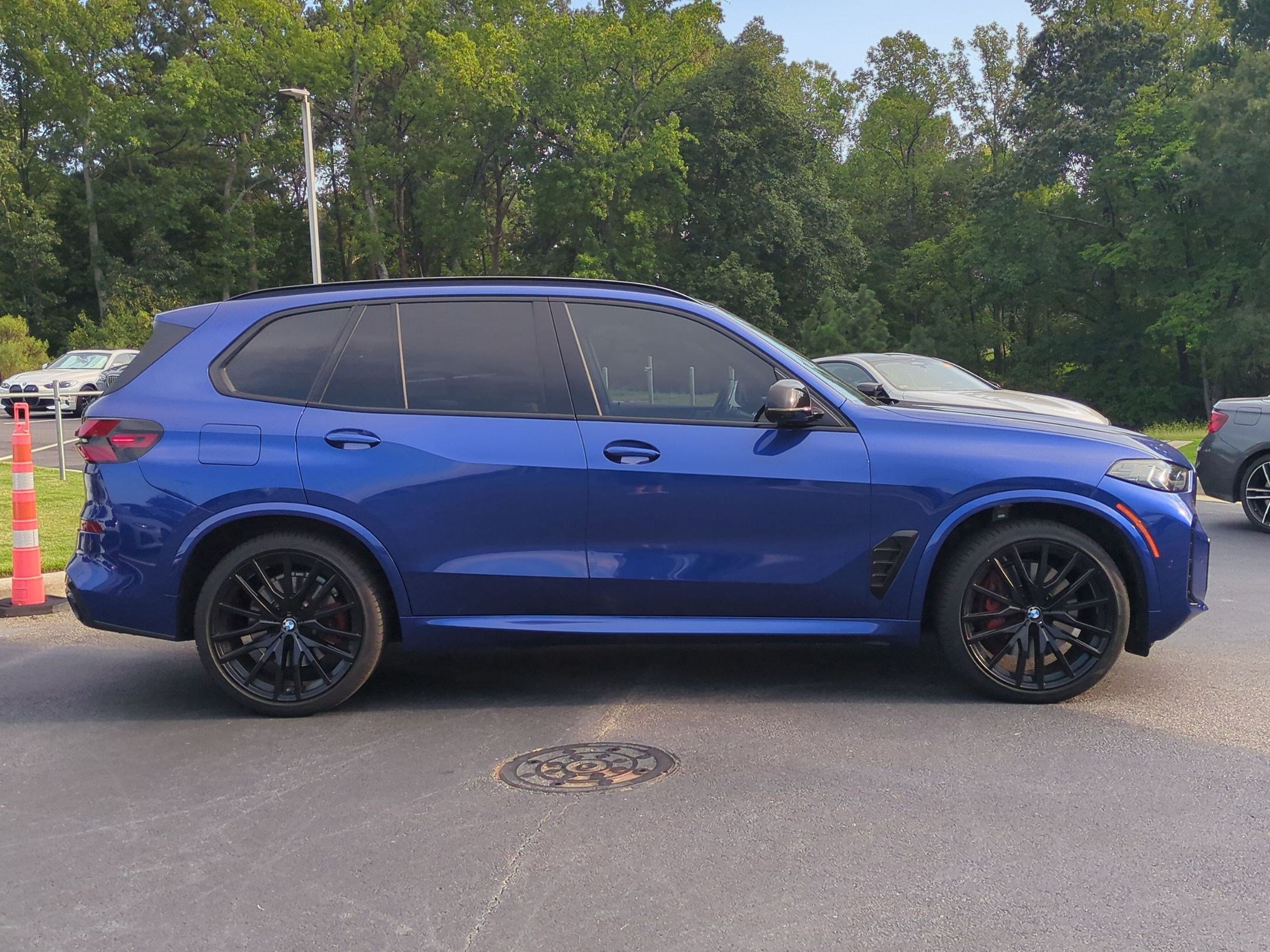 Certified 2024 BMW X5 M60i AWD/4WD image 11