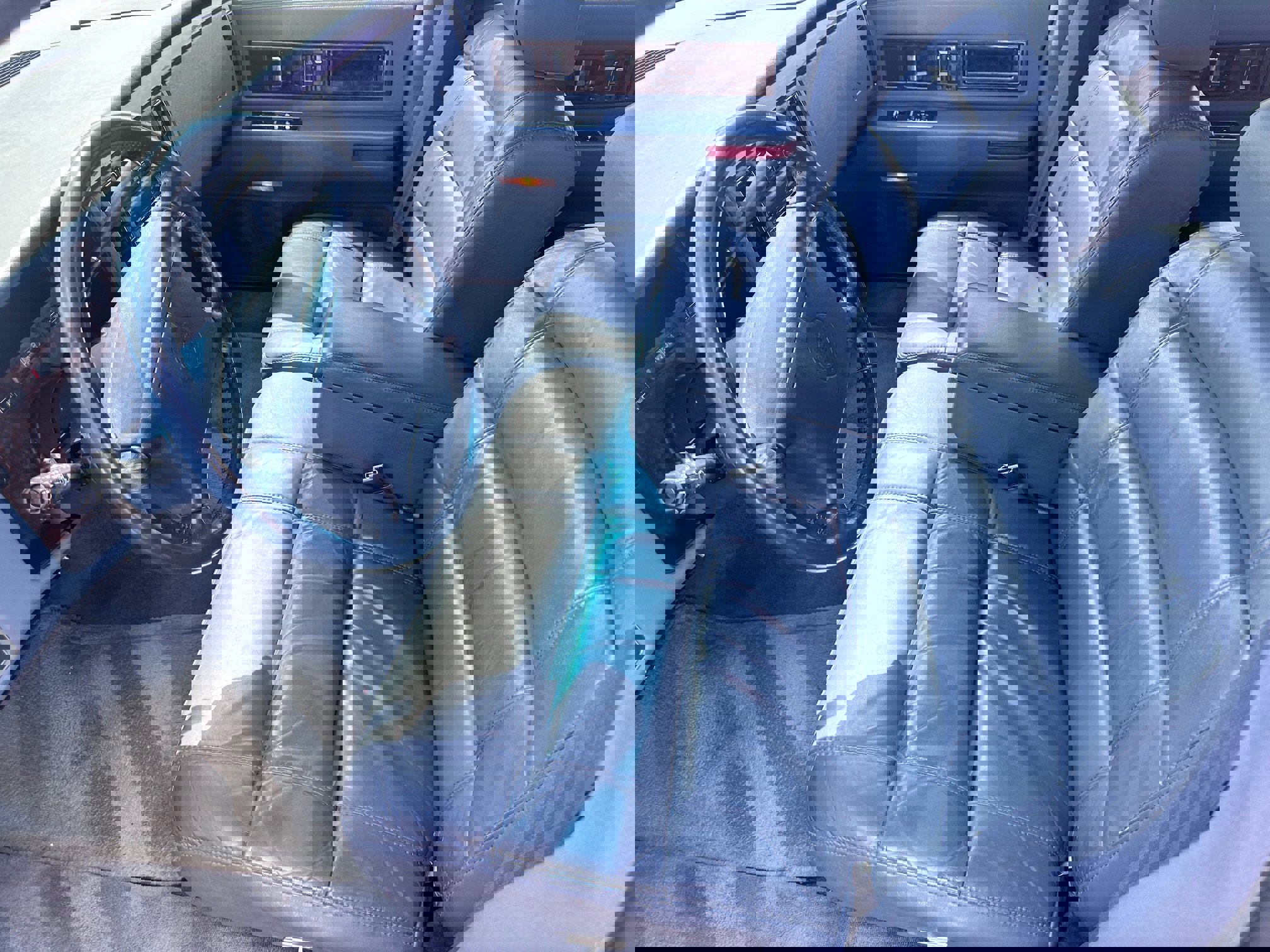 Used 1996 Cadillac Fleetwood Brougham image 5