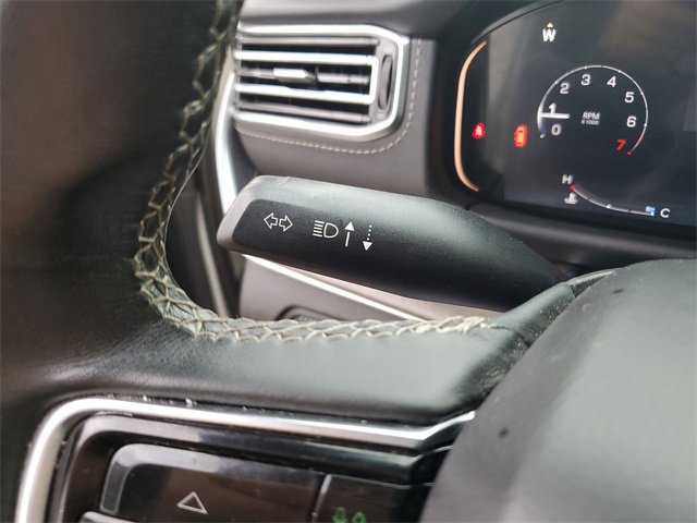 Used 2022 Jeep Grand Wagoneer Series I image 14