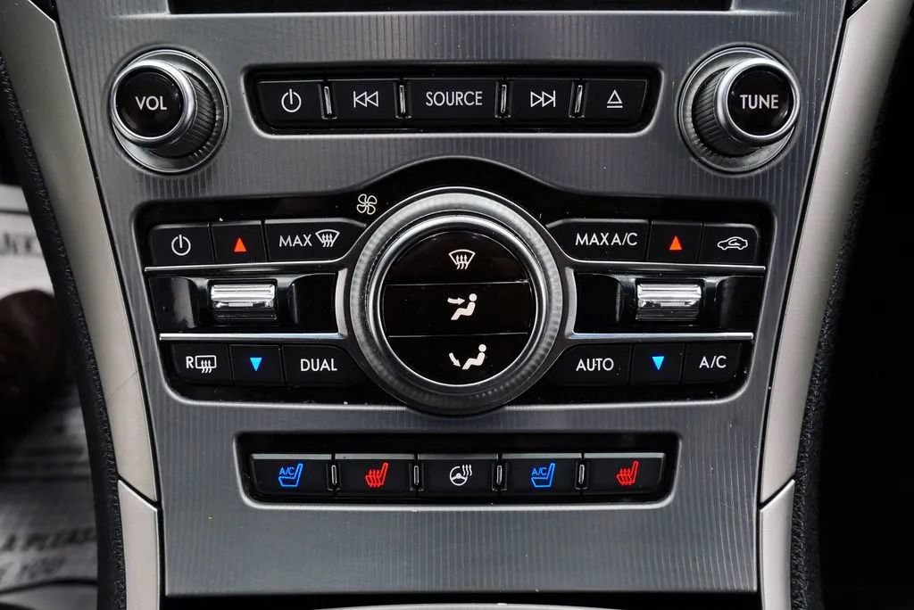 Used 2020 Lincoln MKZ Reserve w/ Elements Package FWD image 28