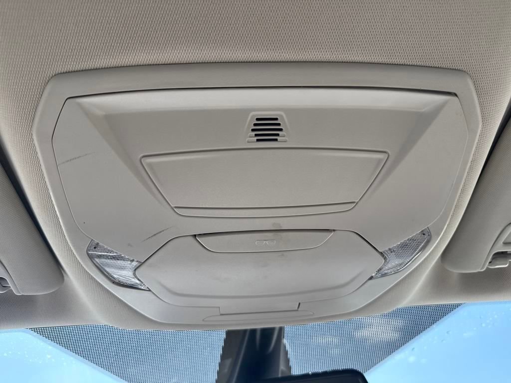 Used 2019 Ford Escape Titanium image 22