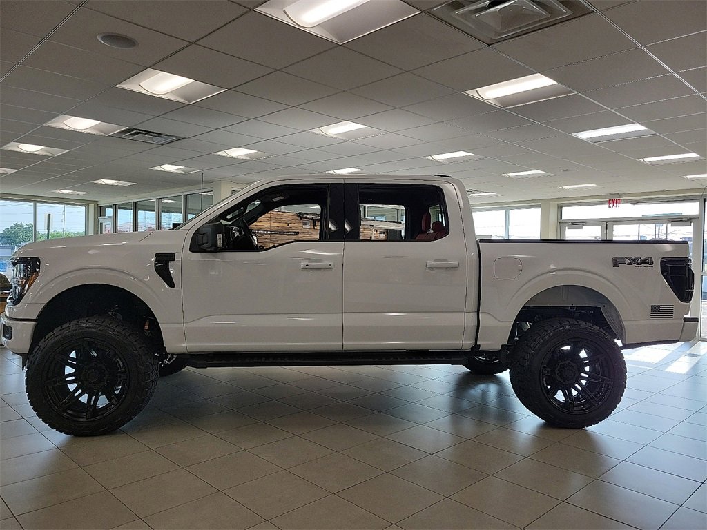 New 2025 Ford F150 XLT w/ Equipment Group 302A MID image 3