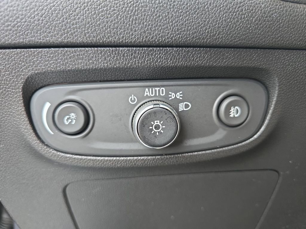 Certified 2020 Buick Encore GX Select FWD image 28