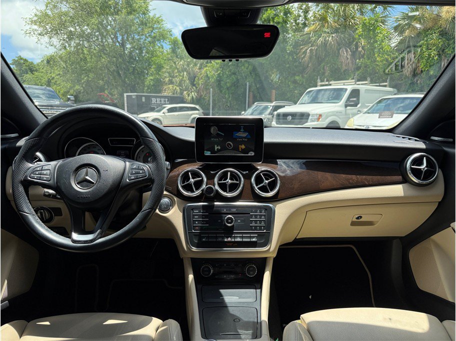 Used 2016 Mercedes-Benz CLA 250 image 11