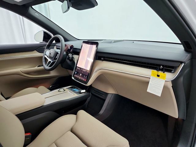 New 2026 Volvo EX90 Plus AWD/4WD image 17