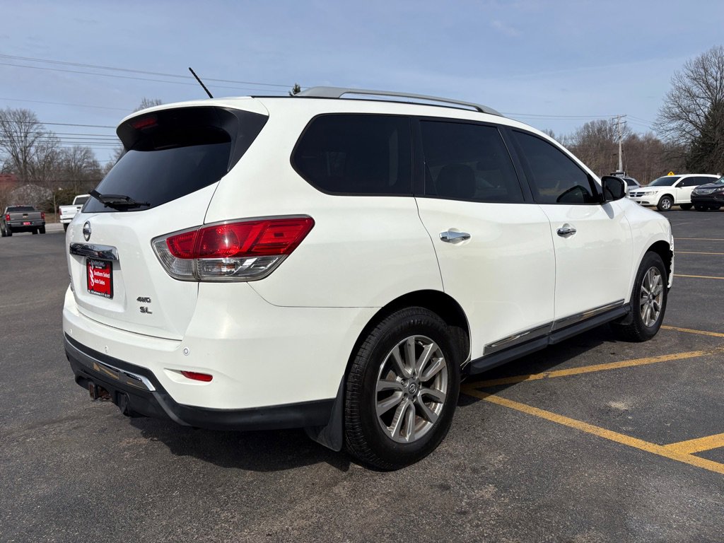 Used 2013 Nissan Pathfinder SL w/ Trailer Tow Pkg AWD/4WD image 6