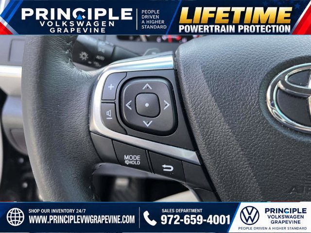 Used 2017 Toyota Camry SE FWD image 14