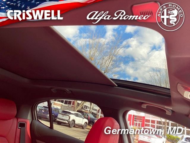 New 2025 Alfa Romeo Stelvio Sprint image 40