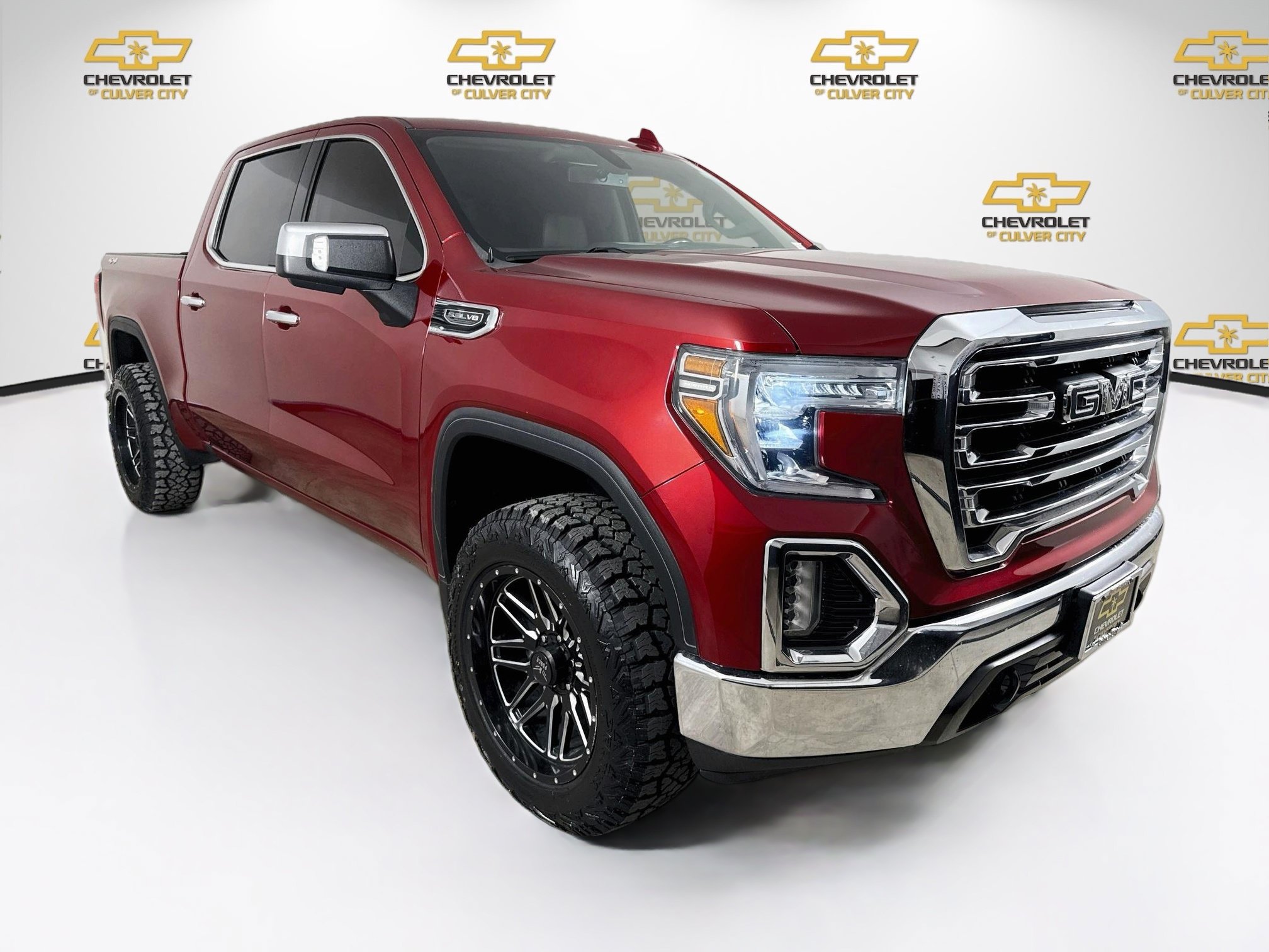 Used 2021 GMC Sierra 1500 SLT AWD/4WD image 1