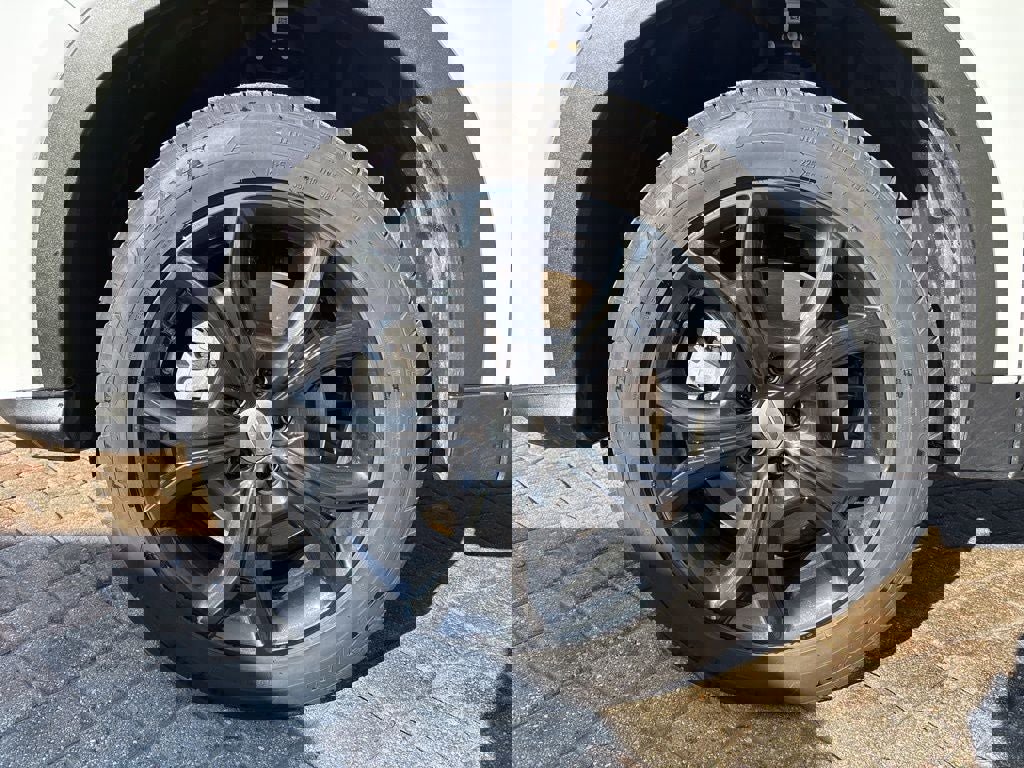 Used 2024 Dodge Hornet GT image 9