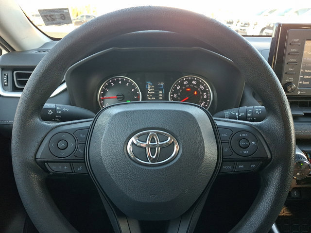 Used 2022 Toyota RAV4 XLE image 18