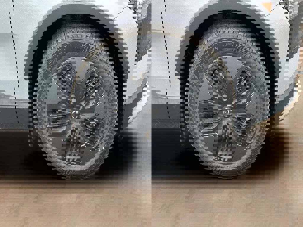 New 2026 Volvo EX30 Cross Country Ultra w/ Protection Package Premier image 26