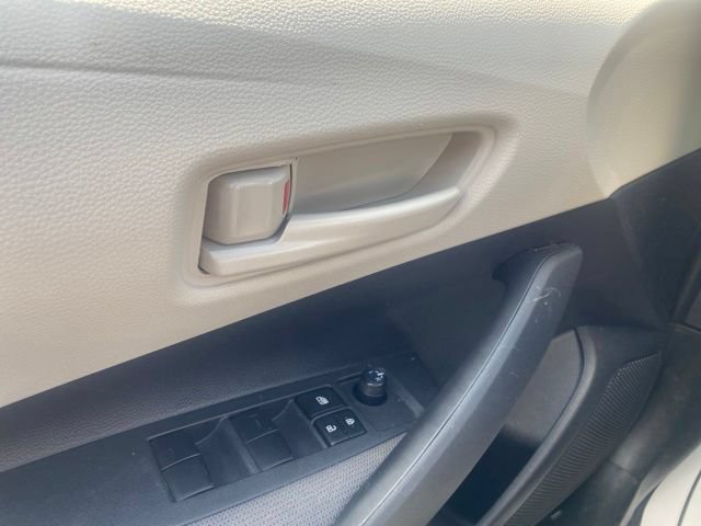 Used 2025 Toyota Corolla LE w/ Convenience Package FWD image 11