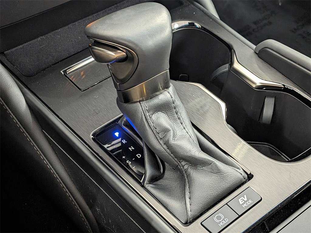 Certified 2024 Lexus ES 300h w/ Premium Package image 28