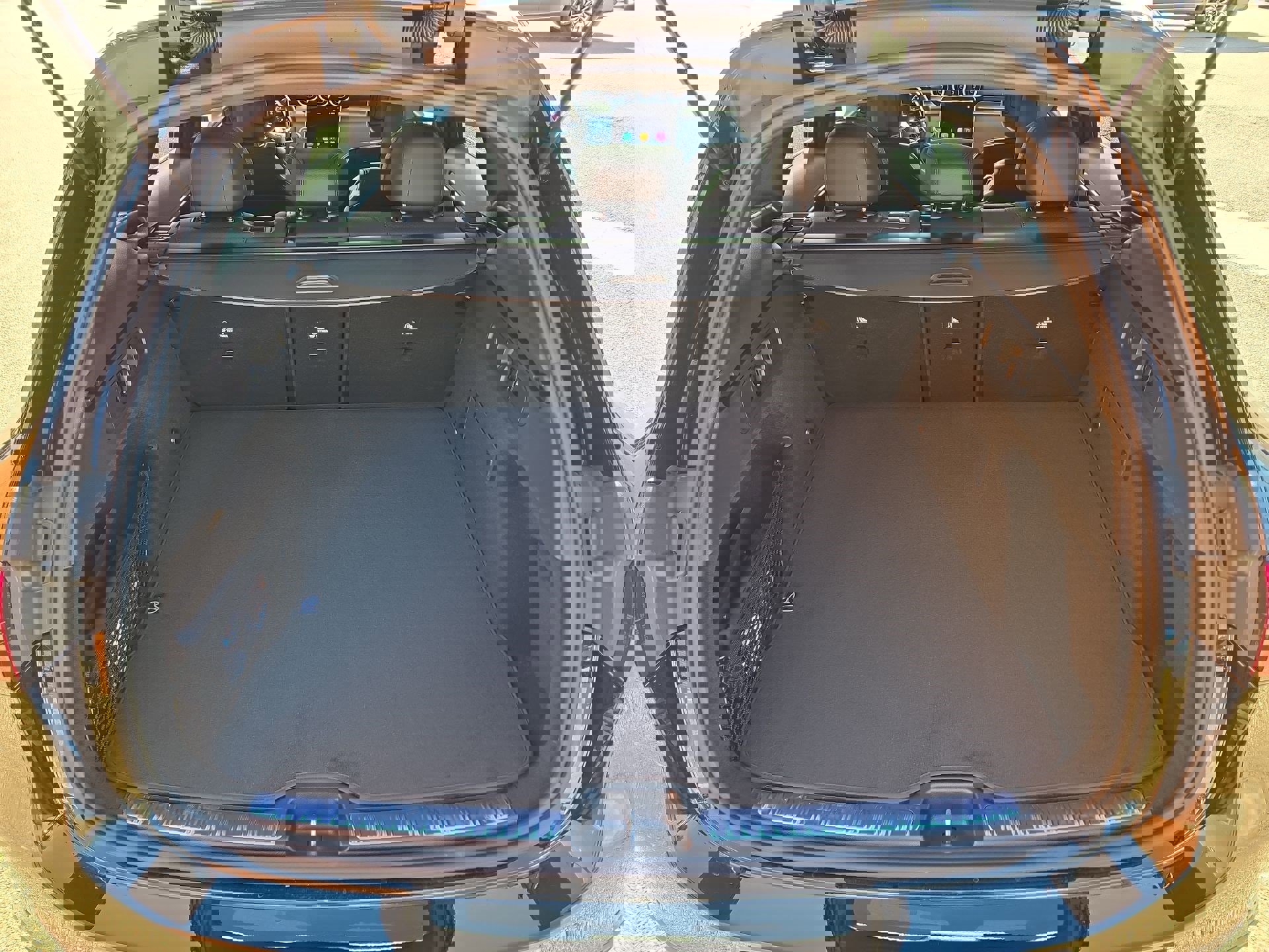 New 2026 Mercedes-Benz GLC 300 image 12