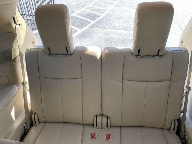 Used 2015 Nissan Pathfinder SL w/ SL Tech Package image 32