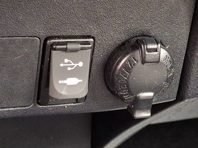 Used 2017 Toyota RAV4 Limited w/ Advanced Technology Package image 26