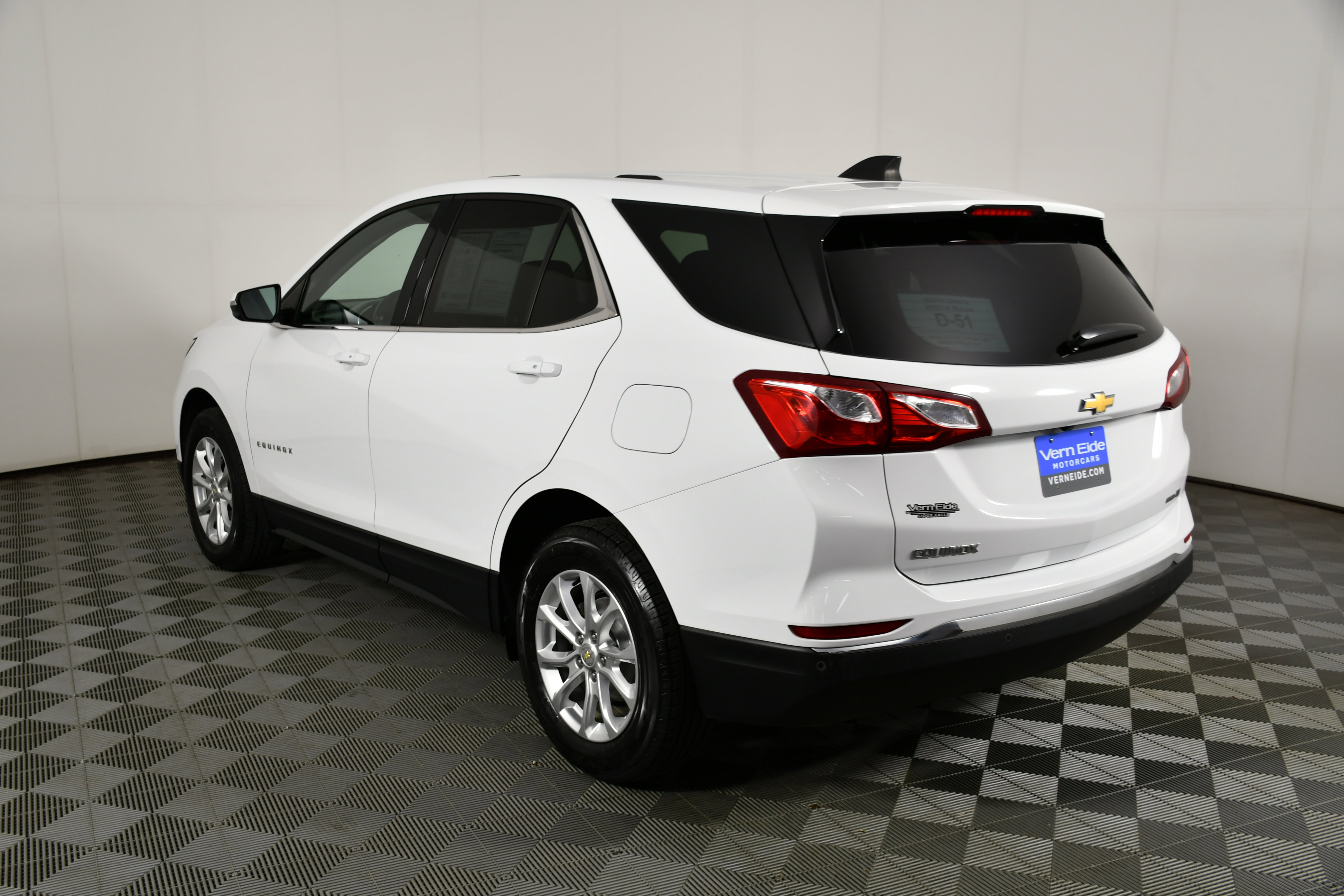 Used 2019 Chevrolet Equinox LT image 8