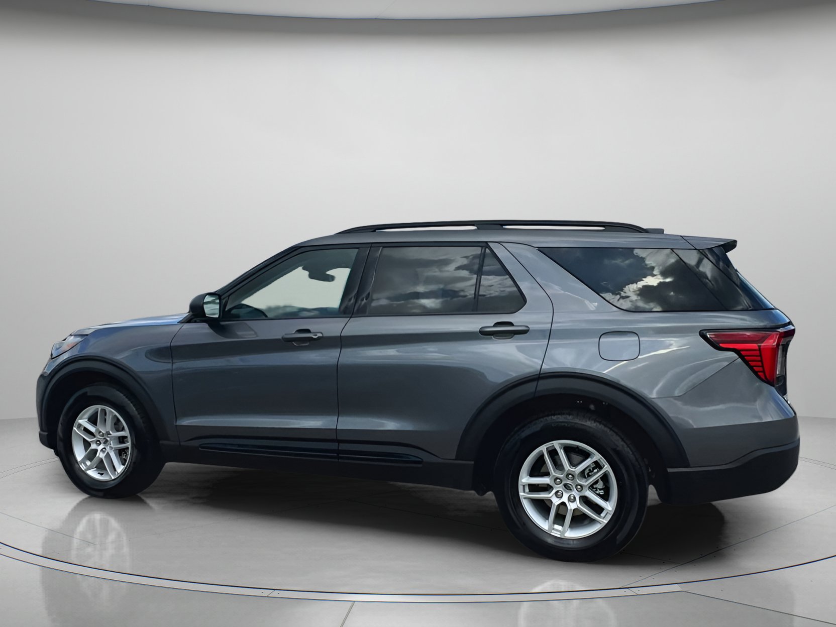 New 2026 Ford Explorer Active w/ Active Comfort Package image 18
