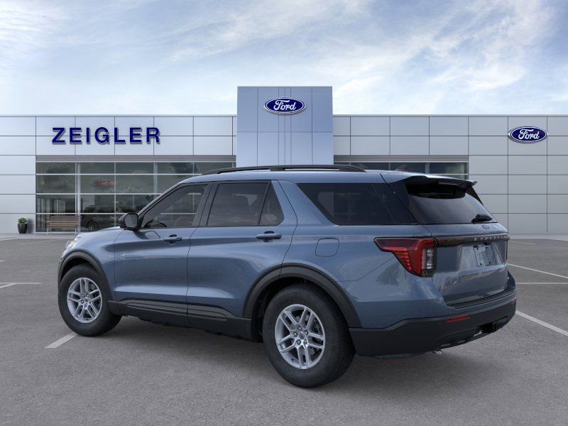 New 2026 Ford Explorer Active AWD/4WD image 4