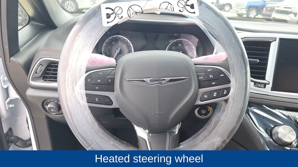 New 2026 Chrysler Pacifica Pinnacle image 15