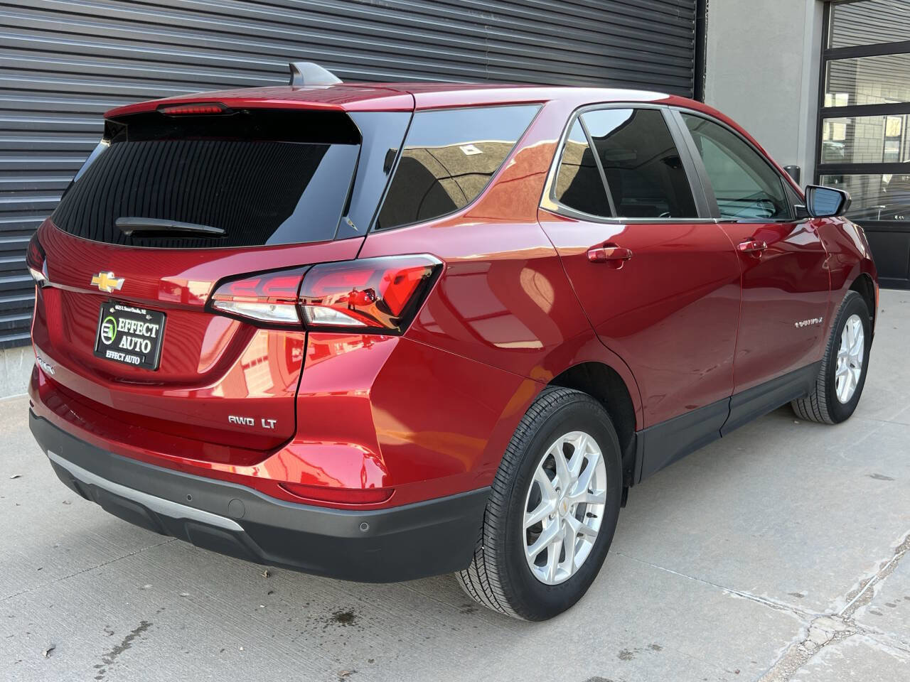 Used 2024 Chevrolet Equinox LT image 11
