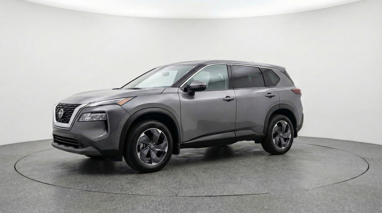 Used 2025 Nissan Rogue SV image 3