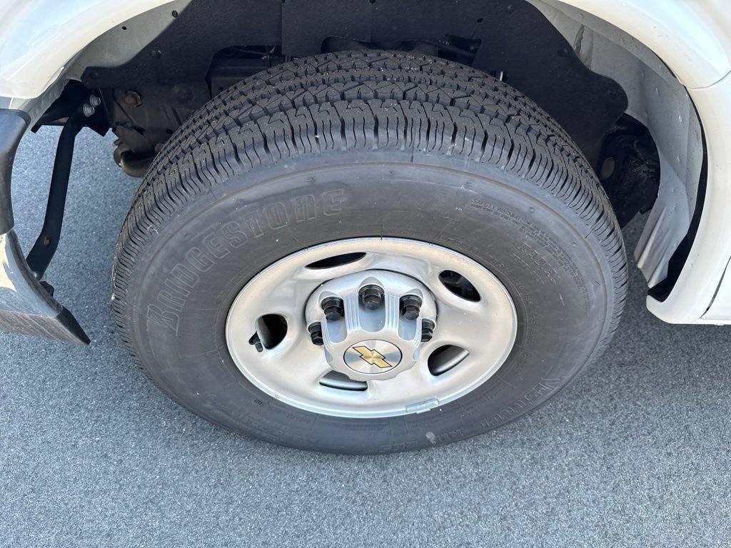 New 2025 Chevrolet Express 3500 w/ Power Convenience Package RWD image 16