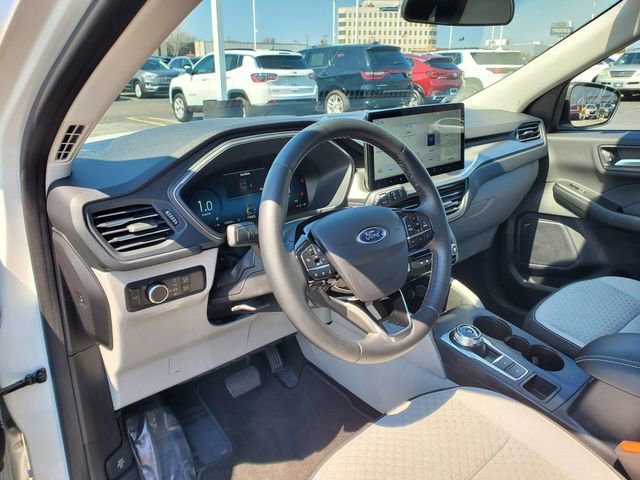 Used 2023 Ford Escape Active w/ Tech Pack #2 AWD/4WD image 12