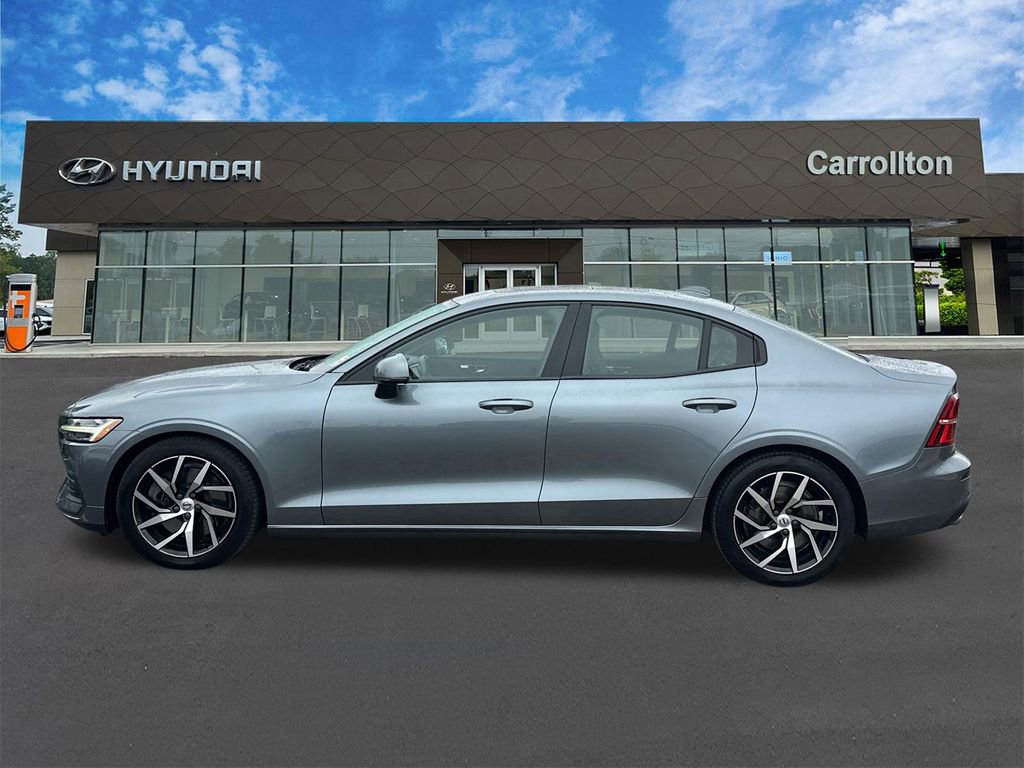 Used 2019 Volvo S60 T6 Momentum w/ Premium Package image 8