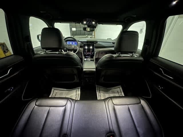 Used 2024 Jeep Grand Cherokee Limited 4xe AWD/4WD image 12