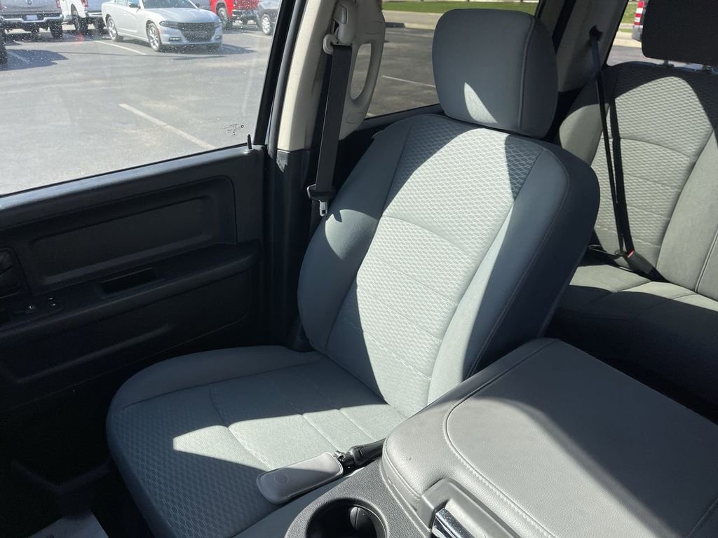 Used 2018 RAM 3500 Tradesman w/ Chrome Appearance Group AWD/4WD image 23
