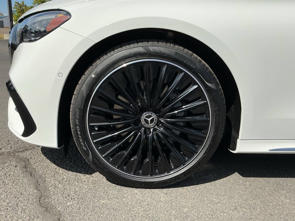 New 2027 Mercedes-Benz E 350 4MATIC Sedan image 2