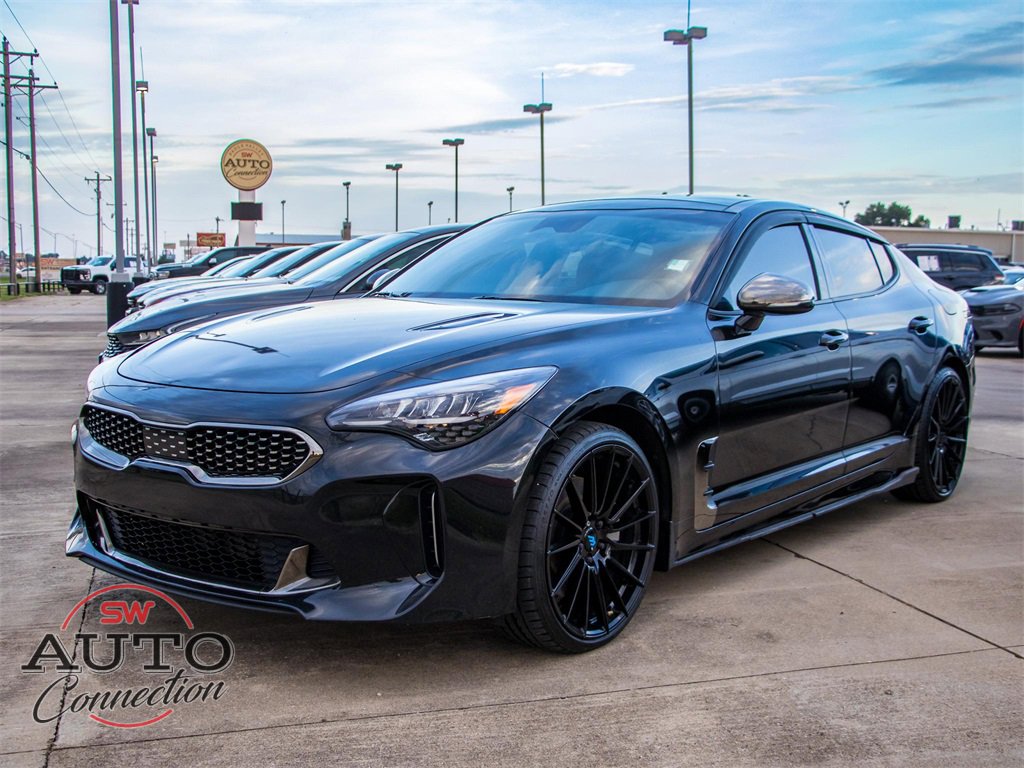 Used 2022 Kia Stinger GT-Line w/ Sun & Sound Package image 5