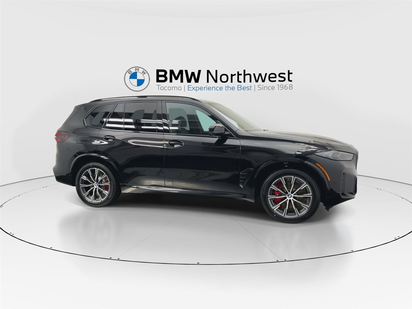 New 2026 BMW X5 M60i w/ Climate Comfort Package image 5