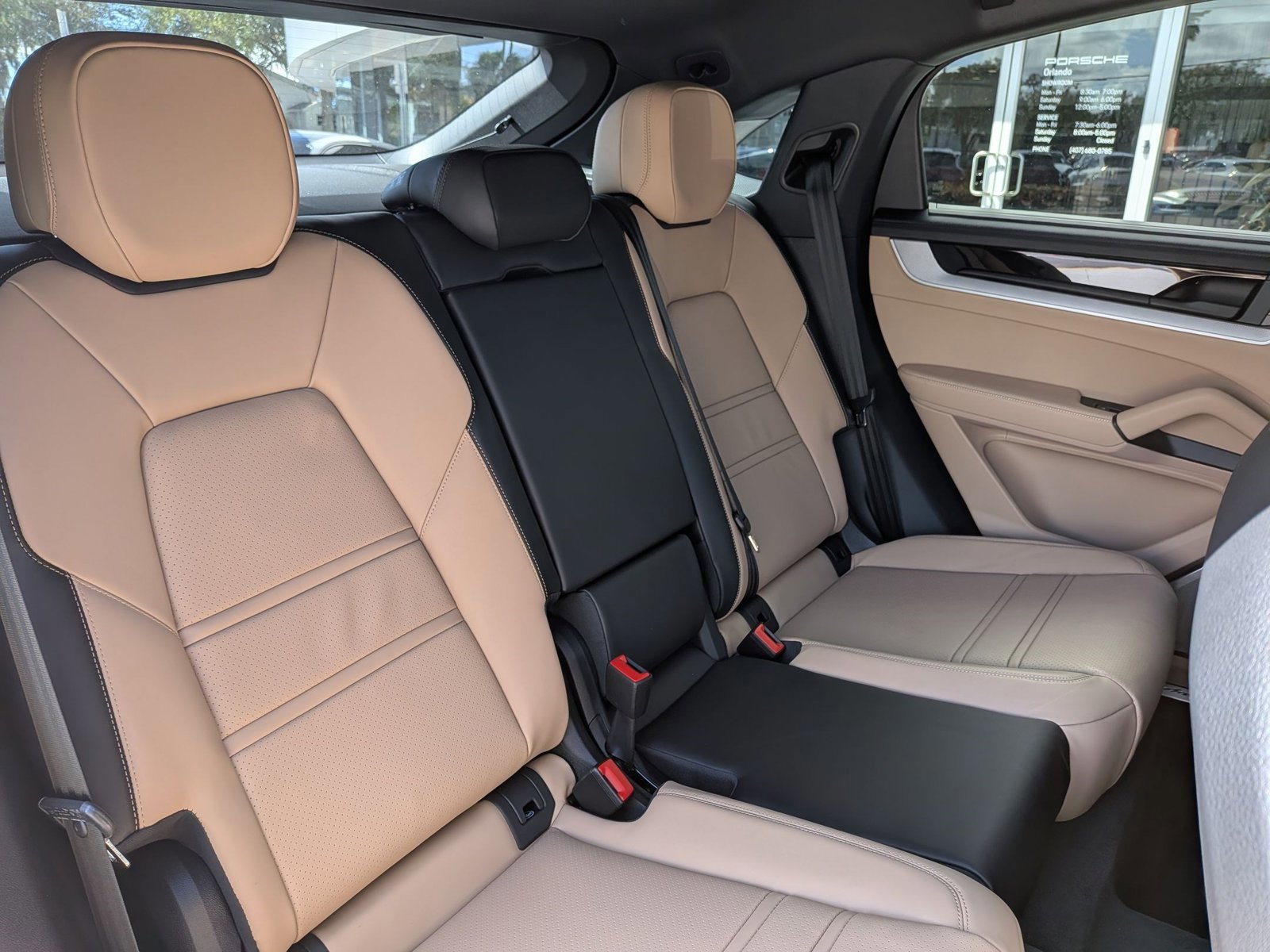 New 2026 Porsche Cayenne Coupe image 25