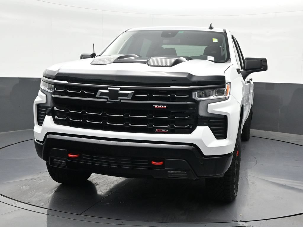 Used 2024 Chevrolet Silverado 1500 LT Trail Boss AWD/4WD image 9