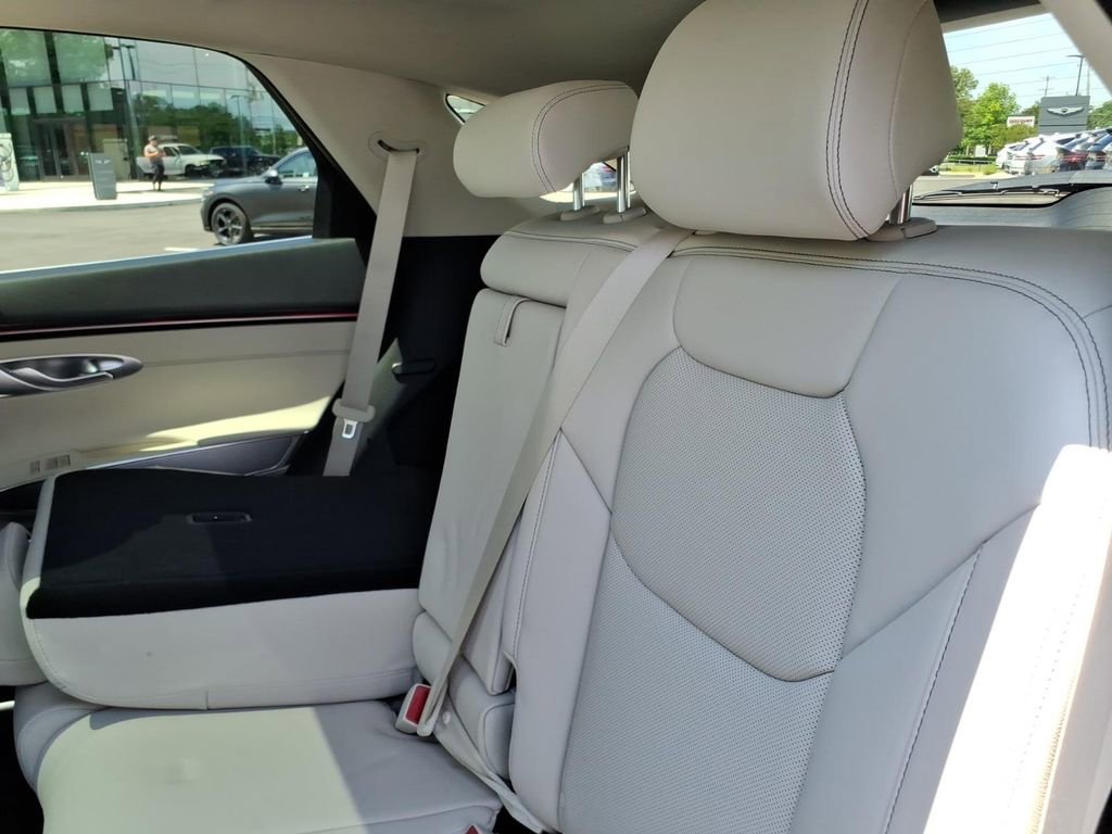 New 2026 Genesis GV70 2.5T Select AWD/4WD image 11