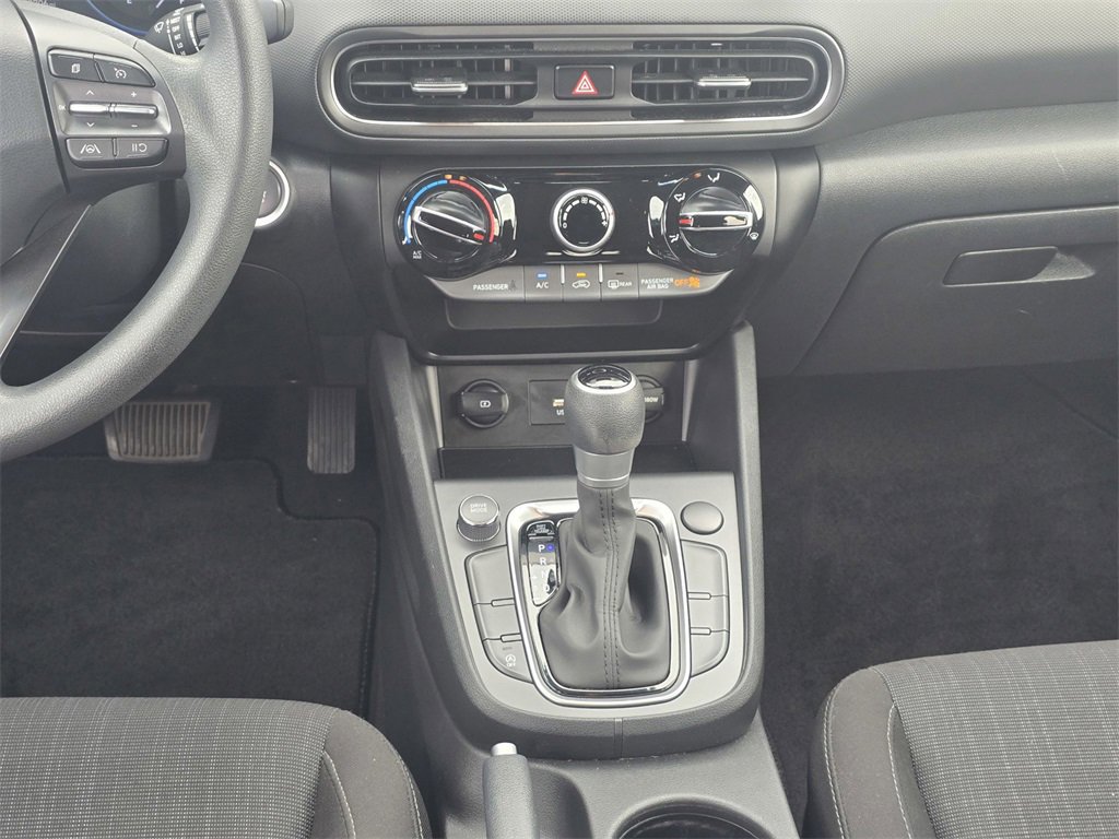 Used 2023 Hyundai Kona SEL image 17