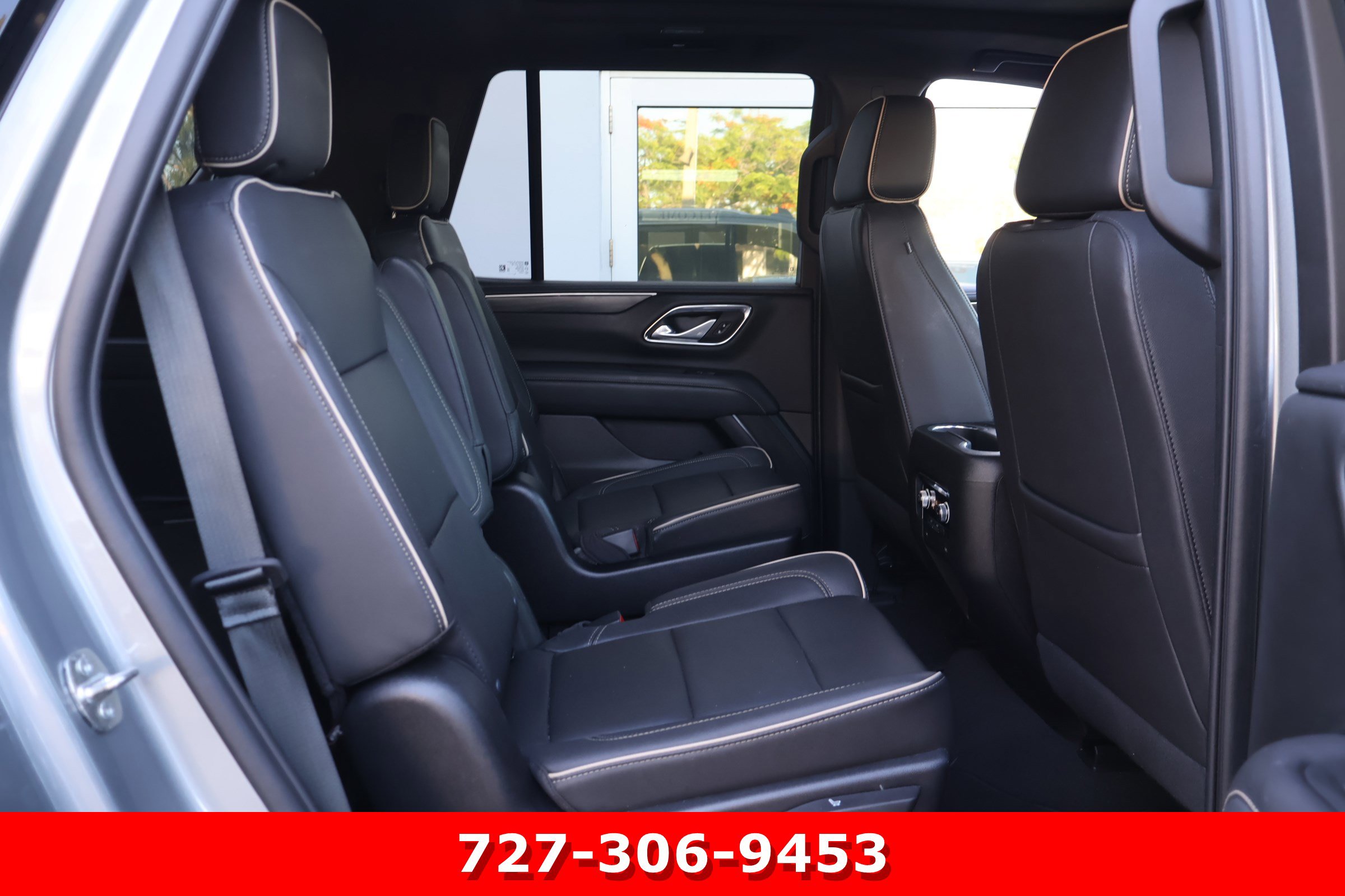 Used 2023 GMC Yukon SLT RWD image 24
