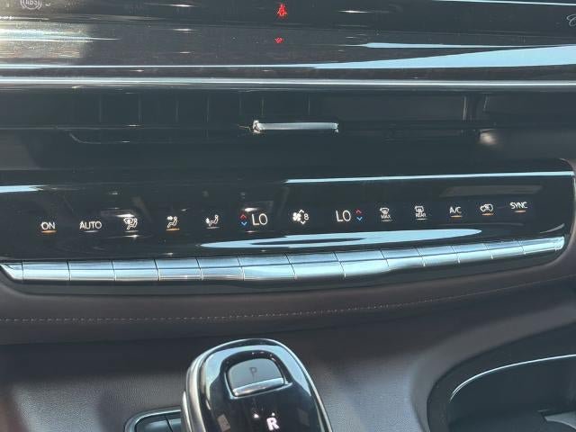 Certified 2024 Cadillac Escalade Sport Platinum AWD/4WD image 34