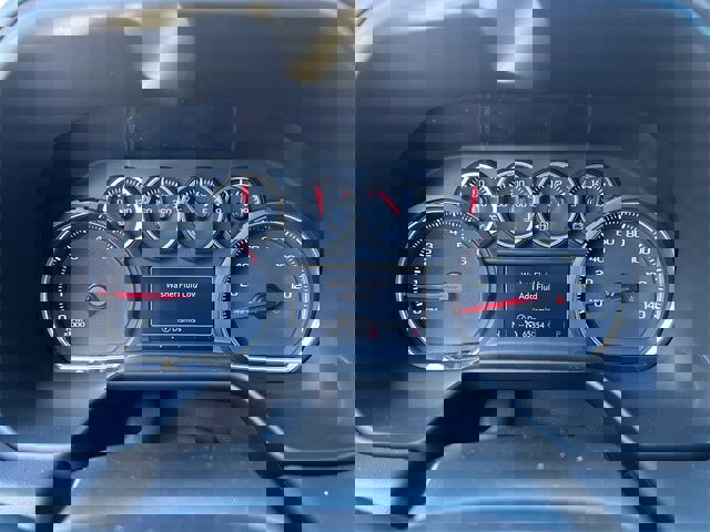 Used 2021 Chevrolet Suburban RST image 30