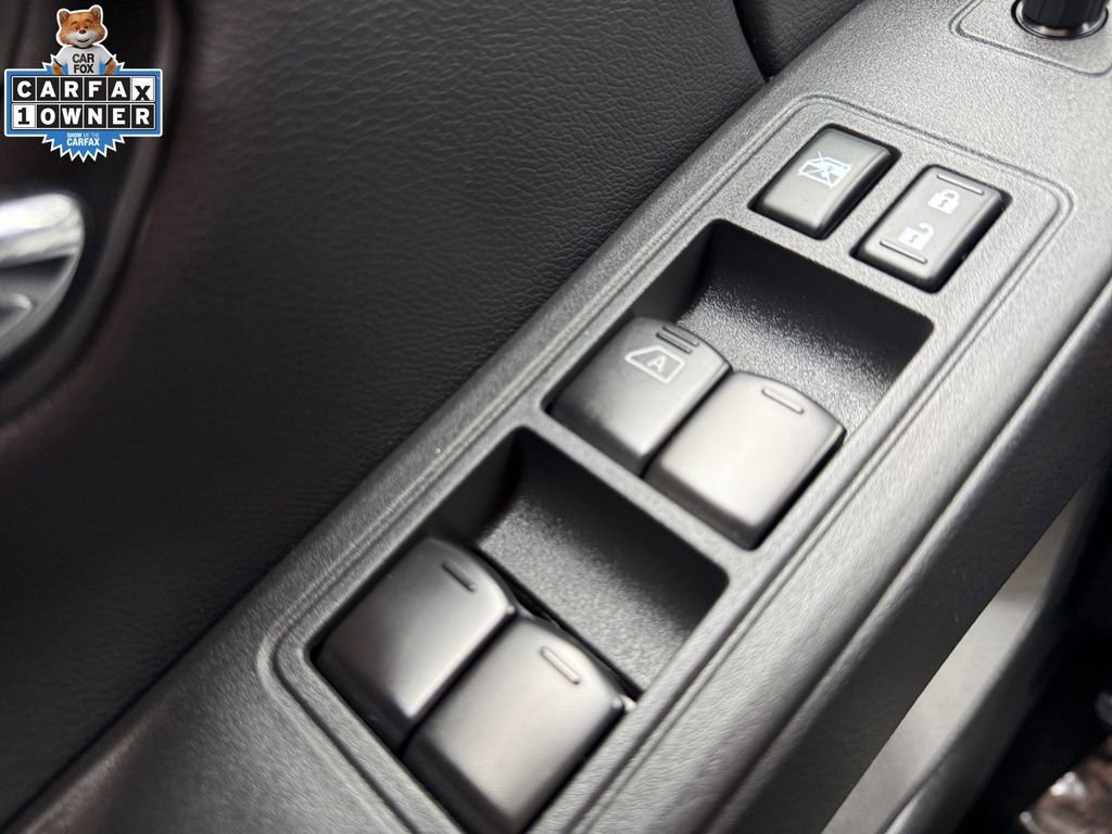 Certified 2025 Nissan Frontier SV AWD/4WD image 28