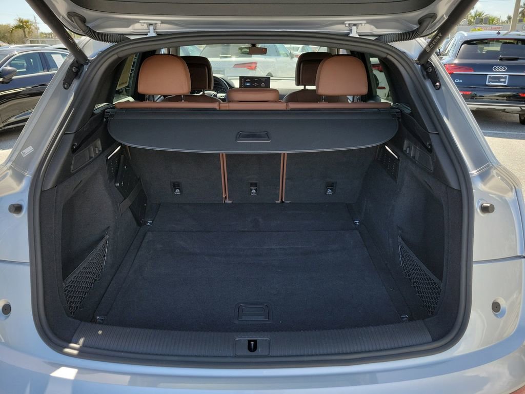 Used 2023 Audi Q5 2.0T Premium w/ Convenience Package image 30