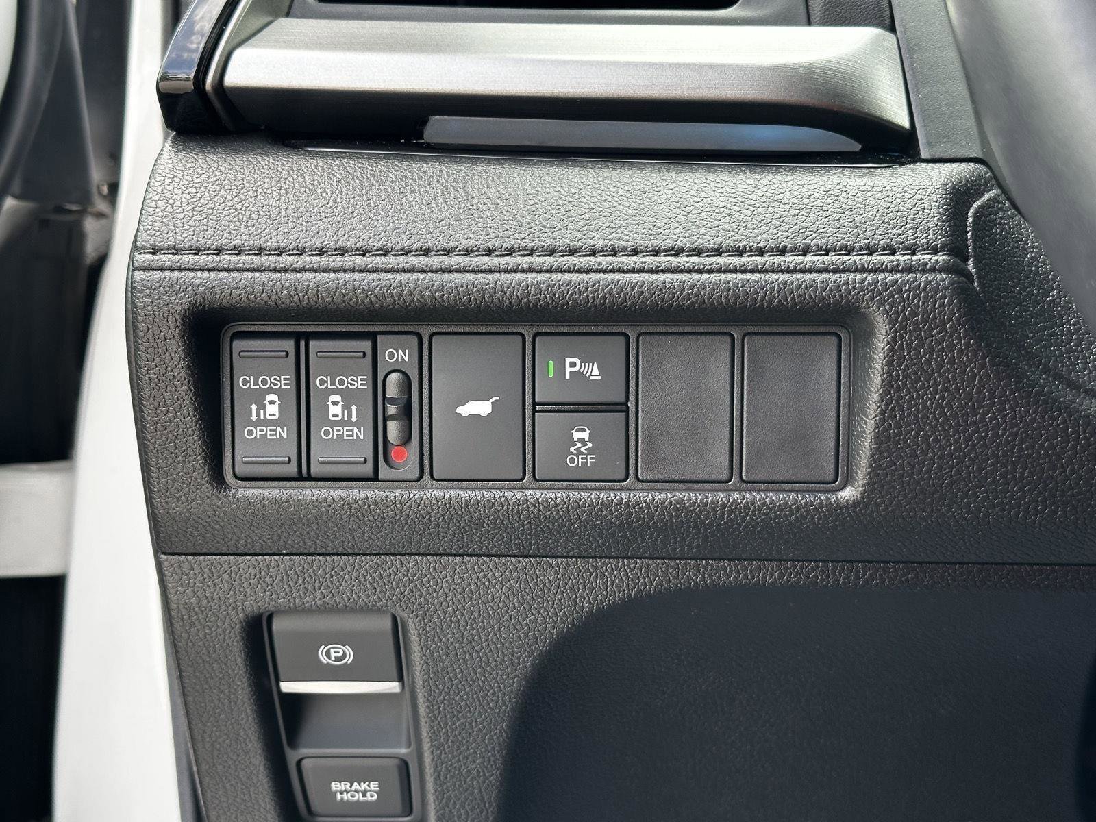 Certified 2025 Honda Odyssey Touring image 29