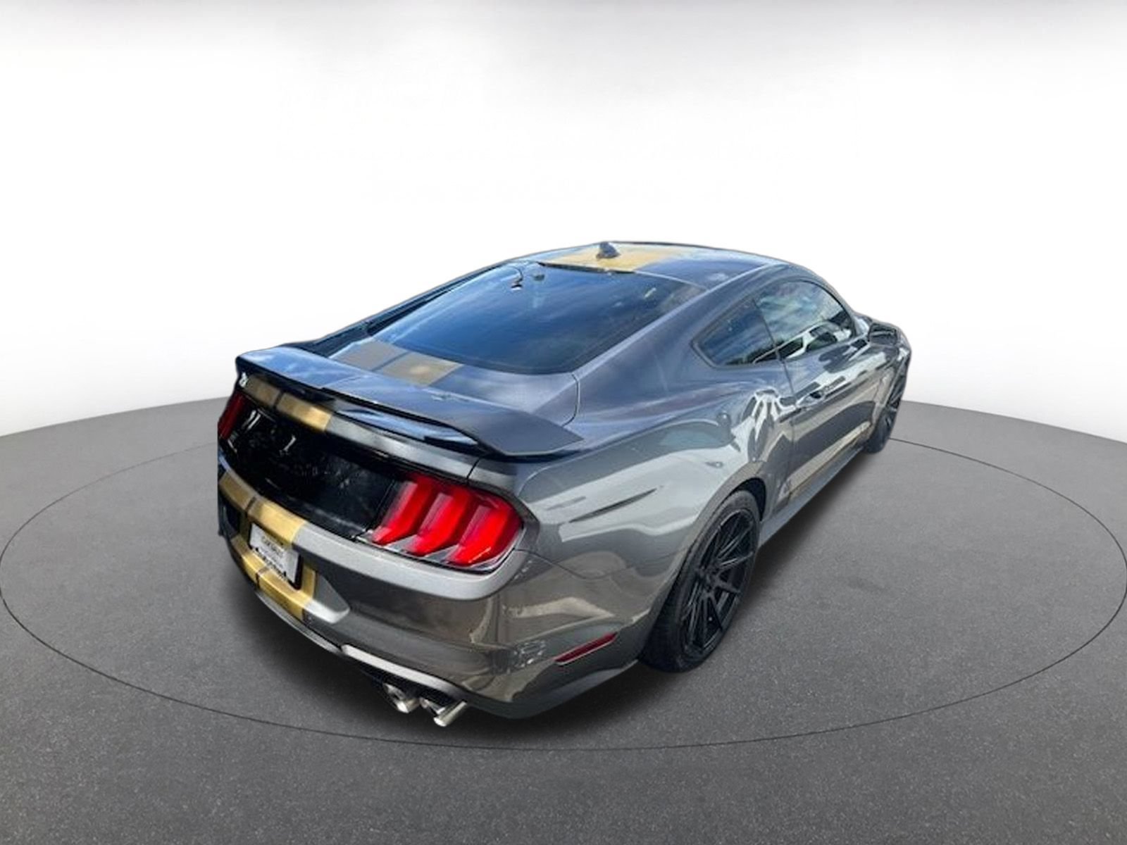 Used 2022 Ford Mustang GT Premium w/ GT Performance Package RWD image 9