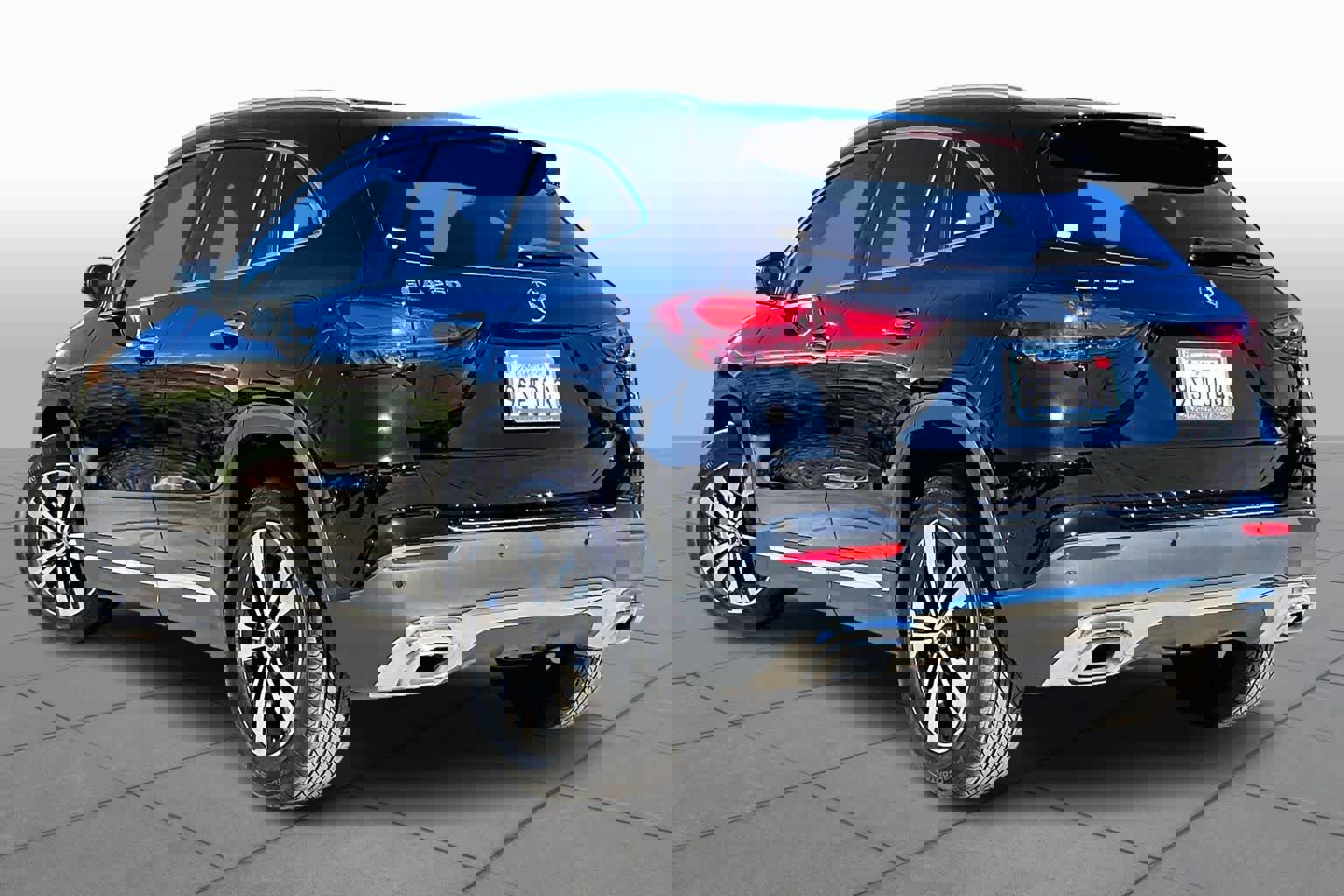 Used 2025 Mercedes-Benz GLA 250 image 11