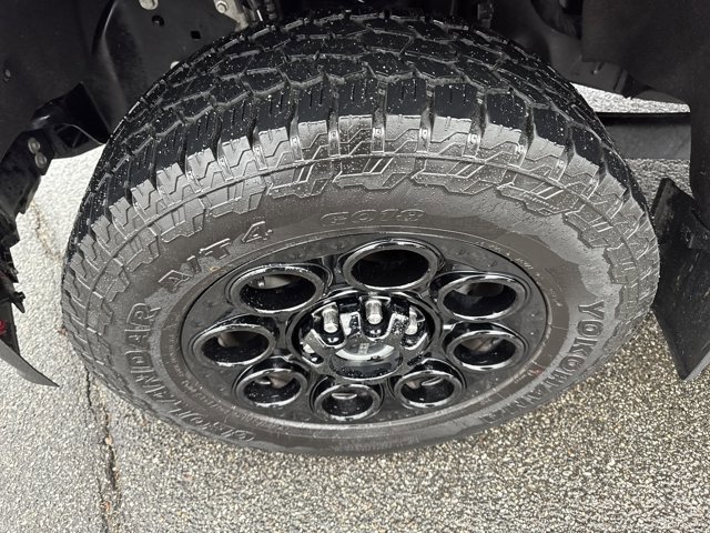 Certified 2024 Ford F350 Lariat w/ Black Appearance Package image 2