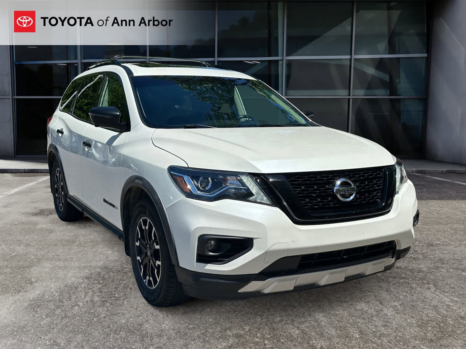 Used 2020 Nissan Pathfinder SL